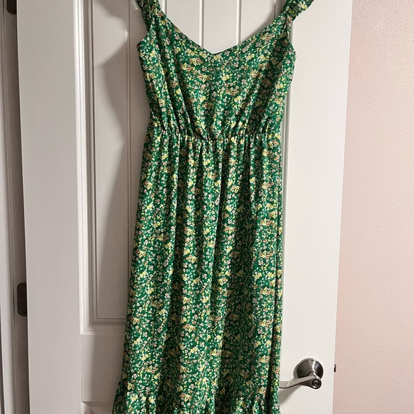 Jessica Simpson Green Sleeveless Maxi Dress - Picture 1 of 3